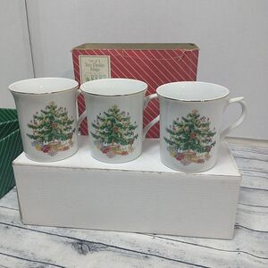 Vintage Macy's All the Trimmings Christmas Tree Mug 1985 J7483 R H Macy 3 Mugs.